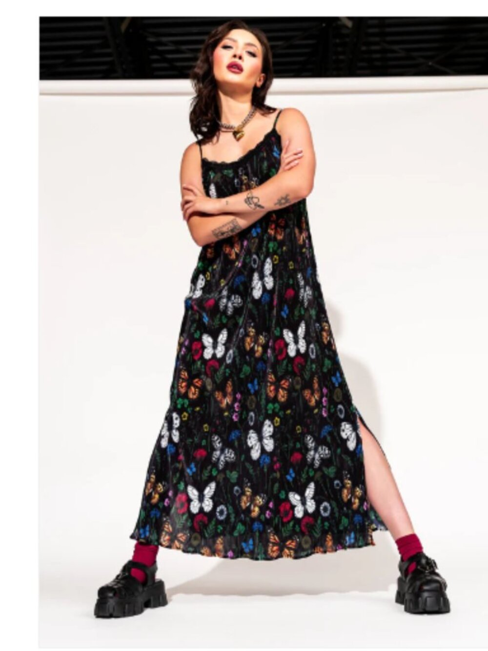 Dressed in Lala Money Honey Plisse Slip Dress in Folklore Florals Sz M